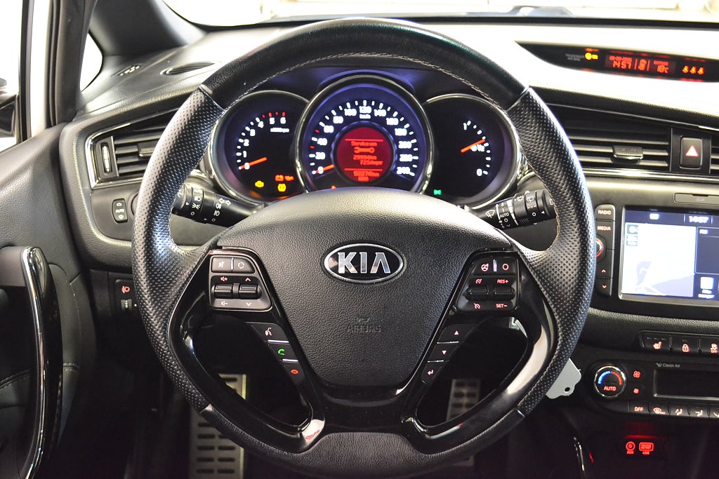 Kia Ceed cee'd_sw 1.6 CRDi 136hk  GT-Line | Kamera | Navi | 2017
