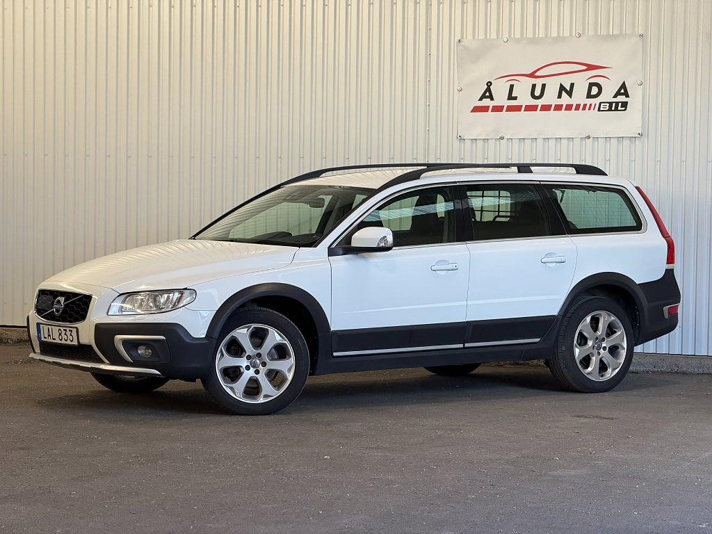 Volvo XC70 D4 AWD Geartronic, Momentum / Kamrembytt-Nybes-Nyservad