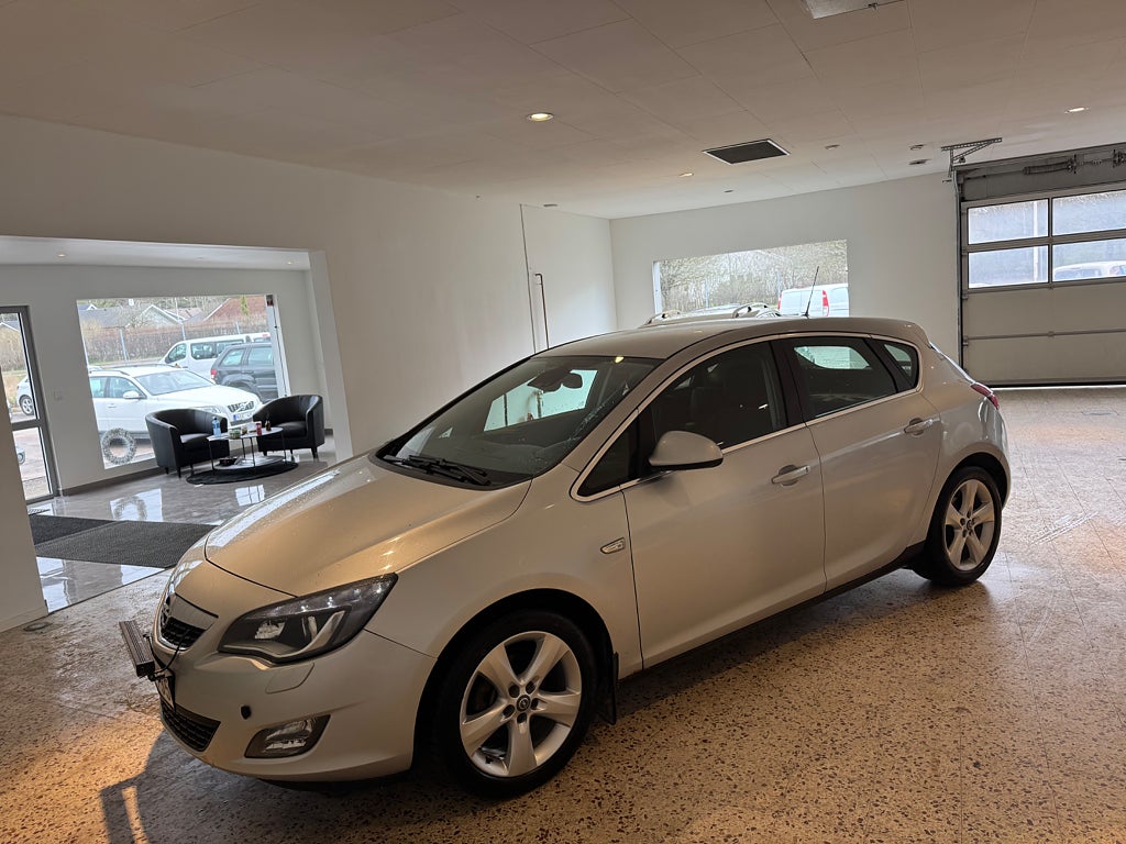 Opel Astra 1.4 Turbo Enjoy välvårdad 