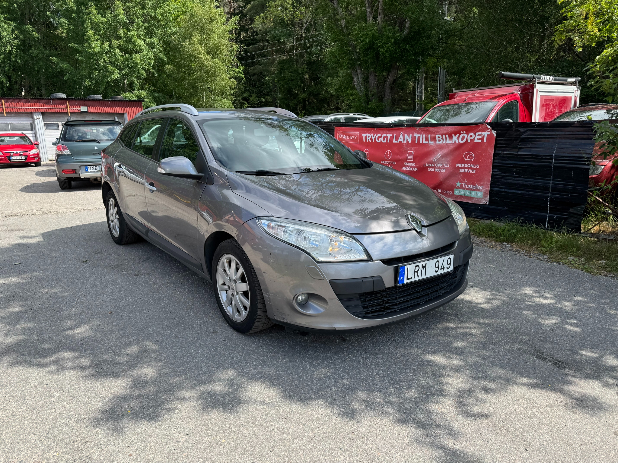 Renault Megane 2011, bild 5/30