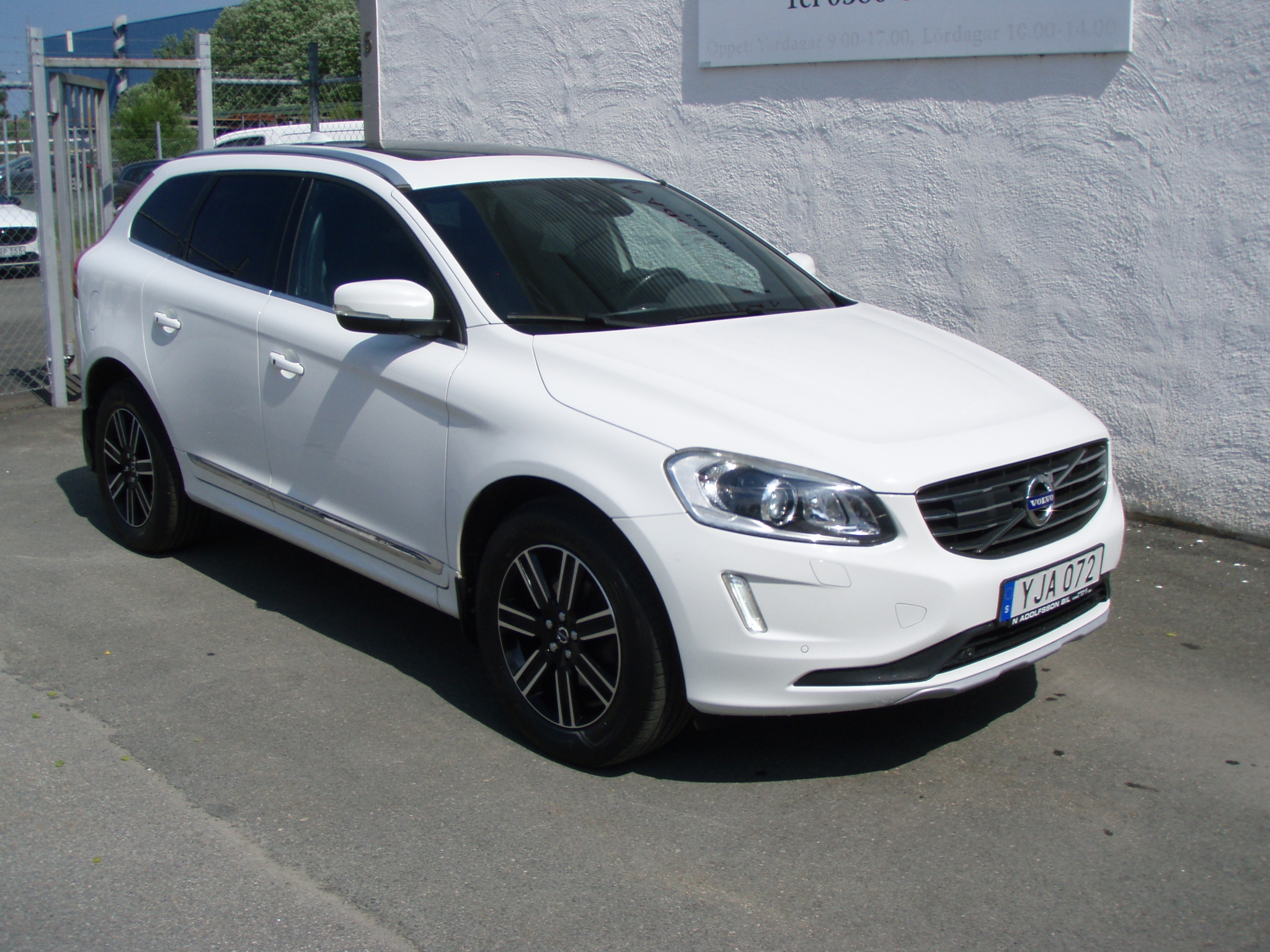 Volvo XC60 2017, bild 2/44