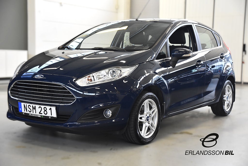 Ford Fiesta 5-dörrar 1.0 Titanium Euro 5 KAMREM BYTT NYSERVAD 