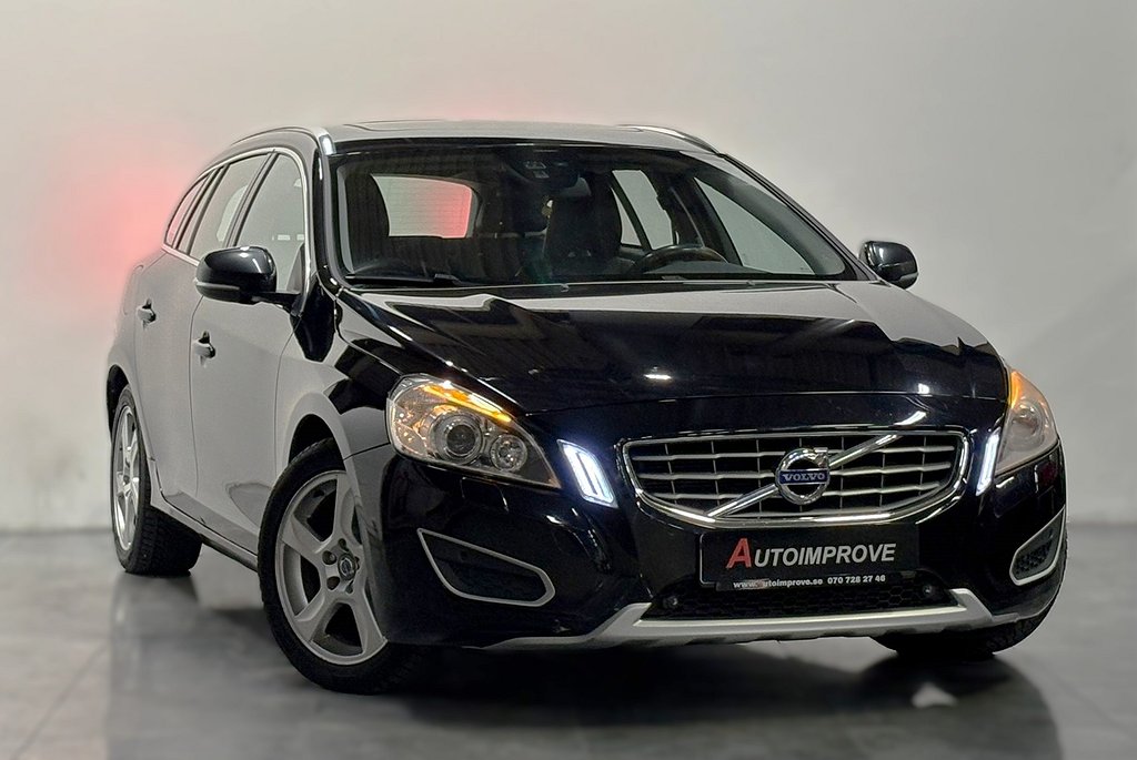 Volvo V60 D5 AWD 215HK GEARTRONIC SUMMUM TAKLUCKA DRAGKROK 