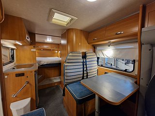 Husbil-halvintegrerad Sun Living By Adria Lido S14 8 av 13