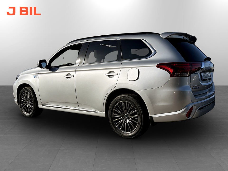 Bild på Mitsubishi Outlander PHEV CVT 224hk Aut AWD BACKKAMERA