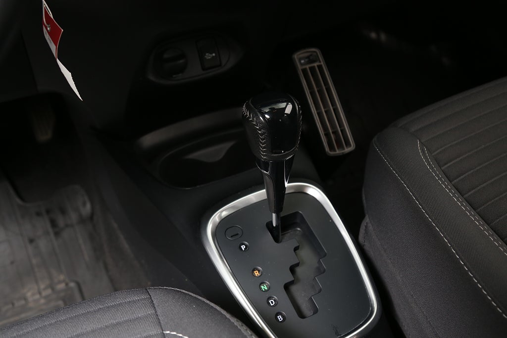 Toyota Yaris 1,5 Hybrid e-CVT Active Aut 5d Motorvärmare 2020