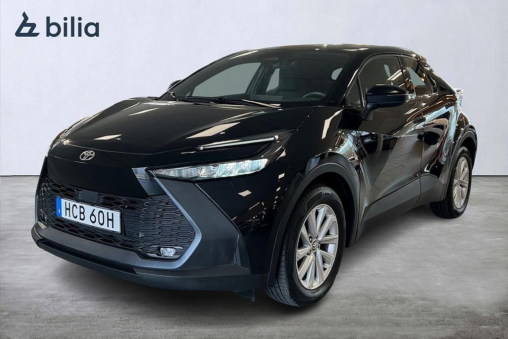 Toyota C-HR 2,0 Laddhybrid Active Värmare Moms