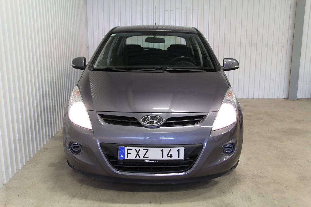 Hyundai i20 5-dörrar 1.4 AUTOMAT, låga mil, mycket fint skick!