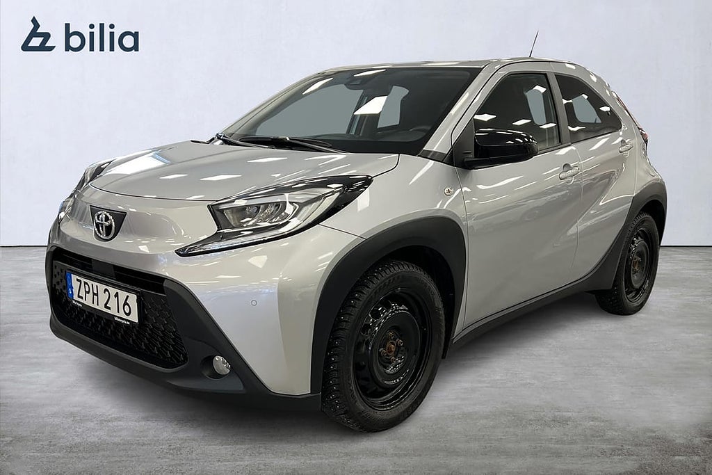 Toyota Aygo X 1,0 MAN 5-VXL PLAY COMFORT & STYLE PACK inkl vinterh...