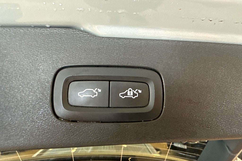 Volvo V60 Recharge T6 AWD AUT Drag V-hjul Kamera Google Värmare miniatyr 20