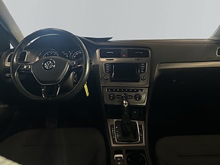 Volkswagen Golf 5-dörrar 1.2 TSI S&V-hjul/Drag/Kamera/Psens/BT