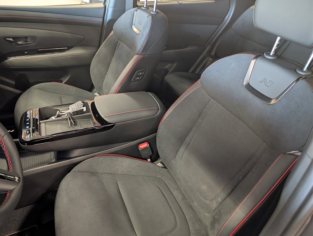 Hyundai Tucson Plug-In Business Edition Operationell Leasing thumbnail