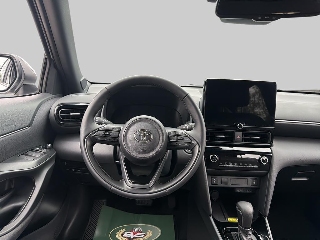 Toyota Yaris Cross 2025 - miniatyr 9