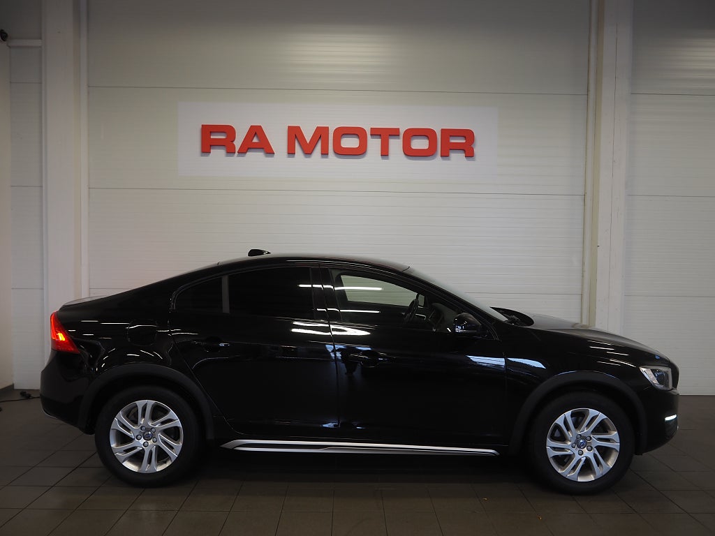 Volvo S60 Cross Country D4 AWD 190hk Classic Momentum |Drag| 2018