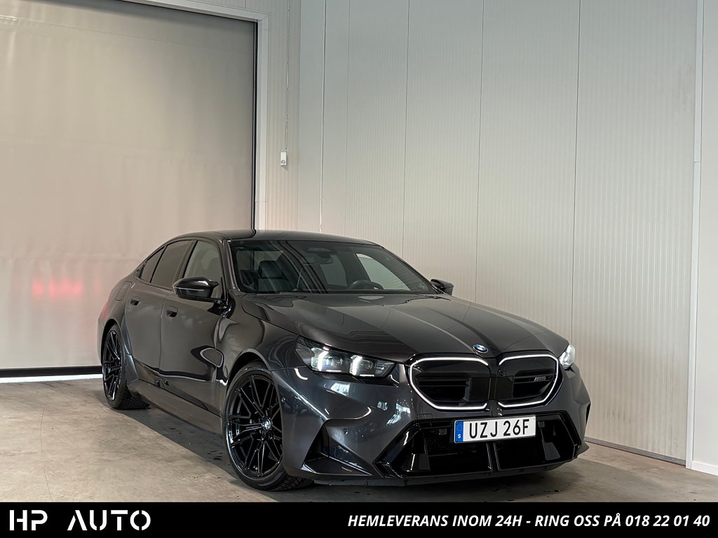 BMW M5 Sedan 727hk V8 xDrive Panorama / B&W / DAP / HUD  