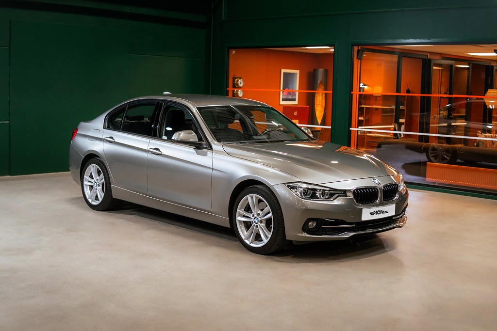 Bild på BMW 330i