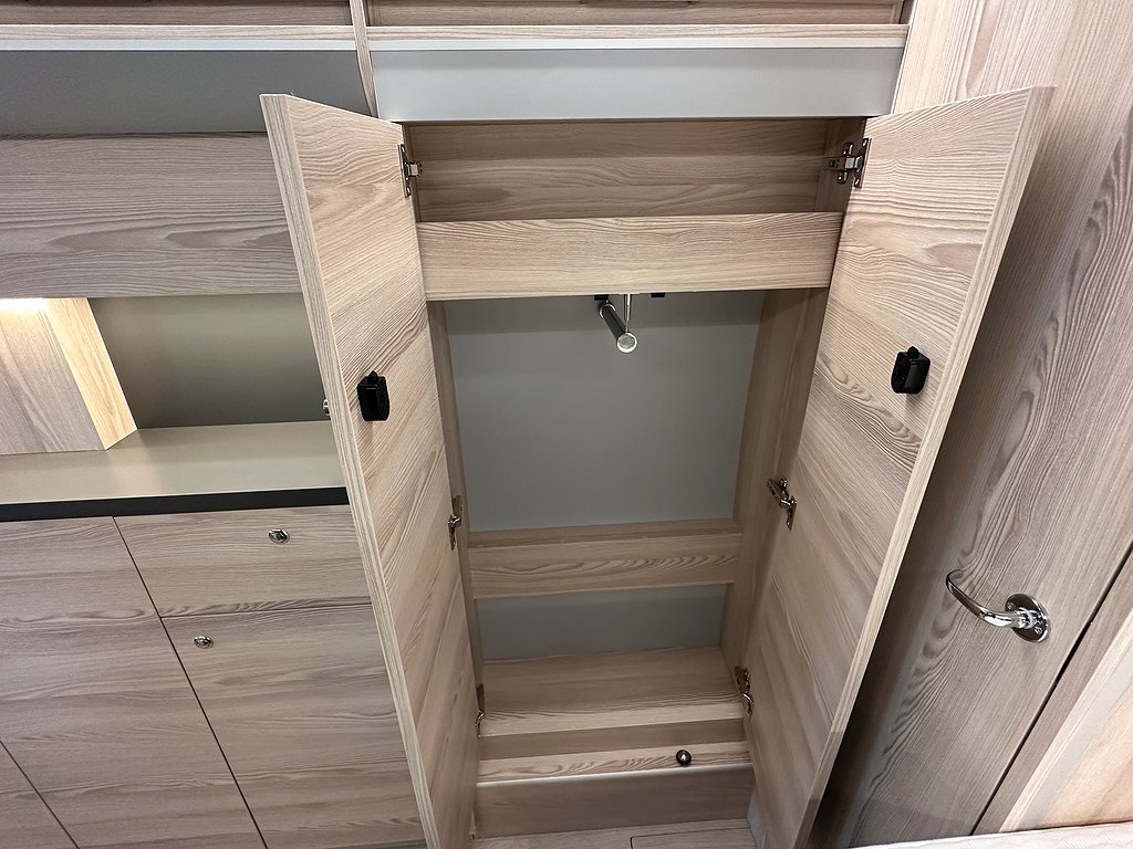 Affinity ONE by Kabe / Aut / 3500kg / Plåtiskampanj - Affinity