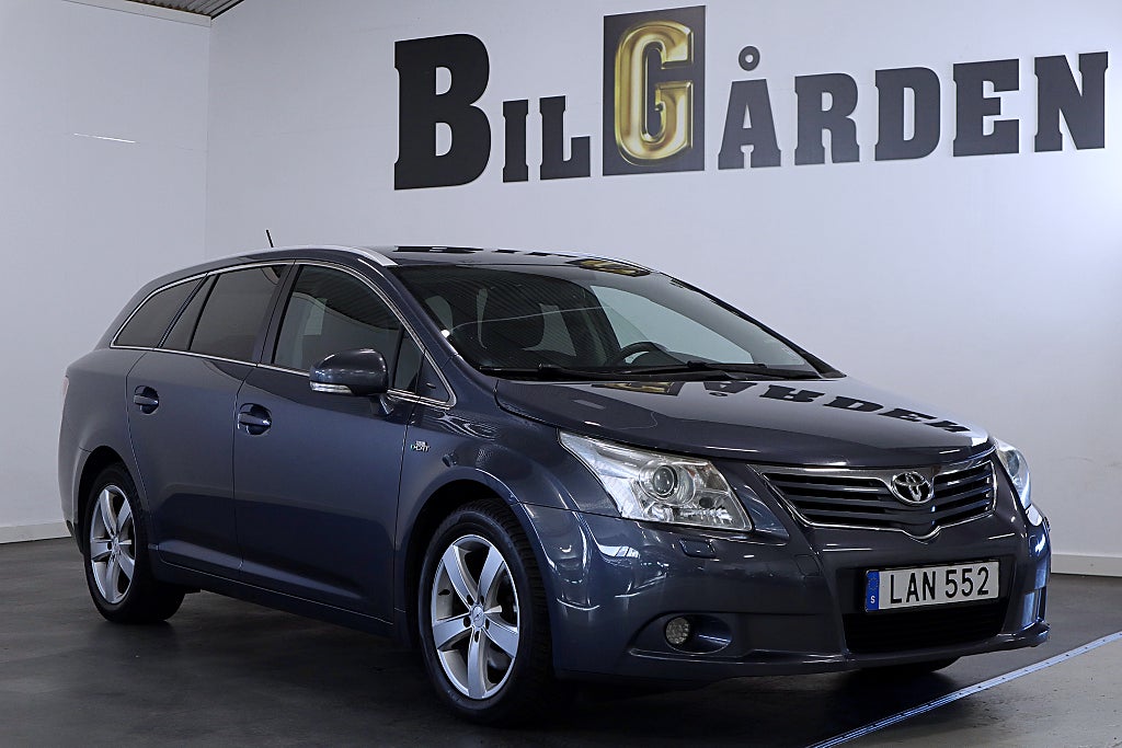 Toyota Avensis 2.2 D-CAT Nybes Navi Drag B-Kam Skinn 0%Ränta