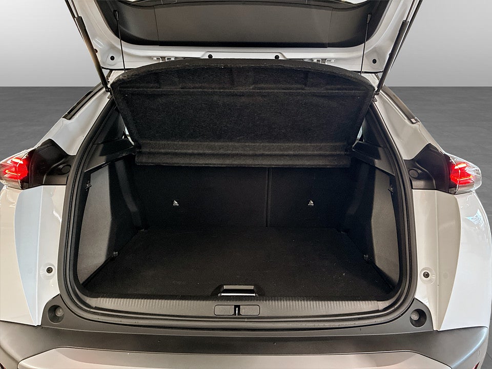 Bild på Peugeot 2008 GT 1.2 PT 130hk Aut 360-KAMERA CARPLAY KEYLESS