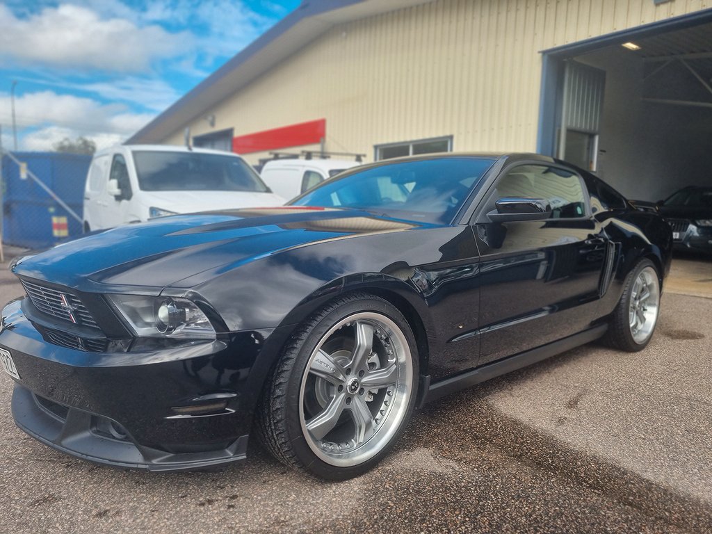 Ford Mustang GT GT