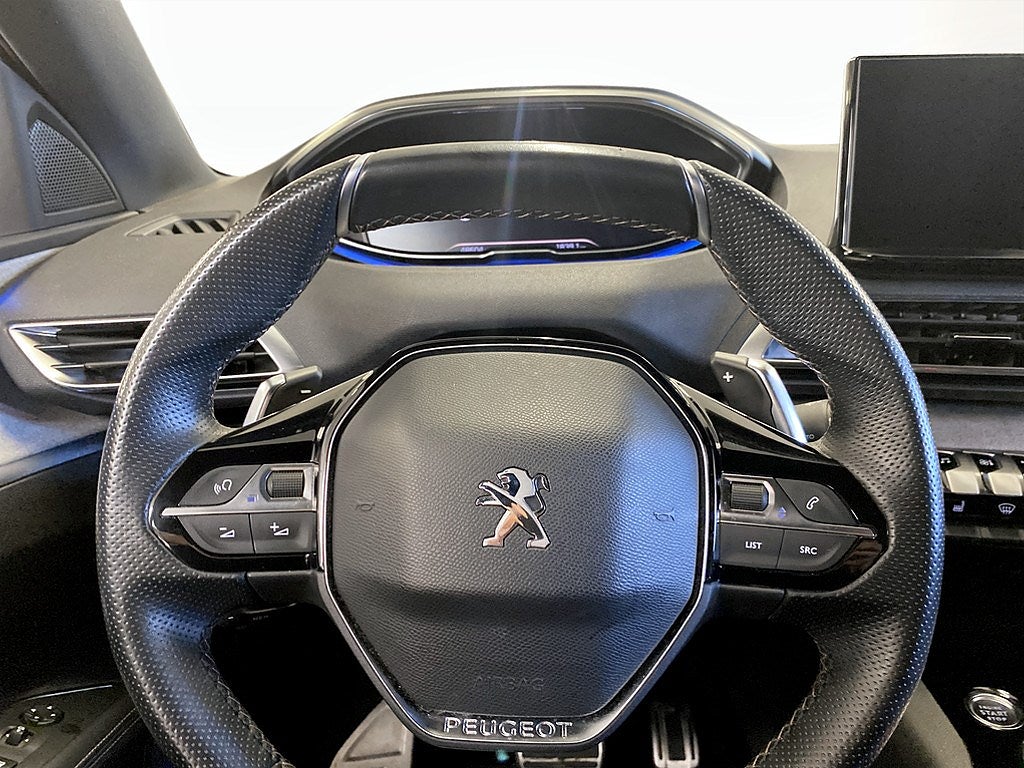 Bild på Peugeot 3008 GT 1.2 PT 130hk Aut - 360-KAMERA, CARPLAY