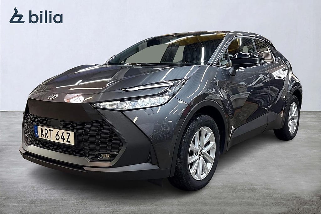 Toyota C-HR 2,0 Laddhybrid Active Appstyrd värmare