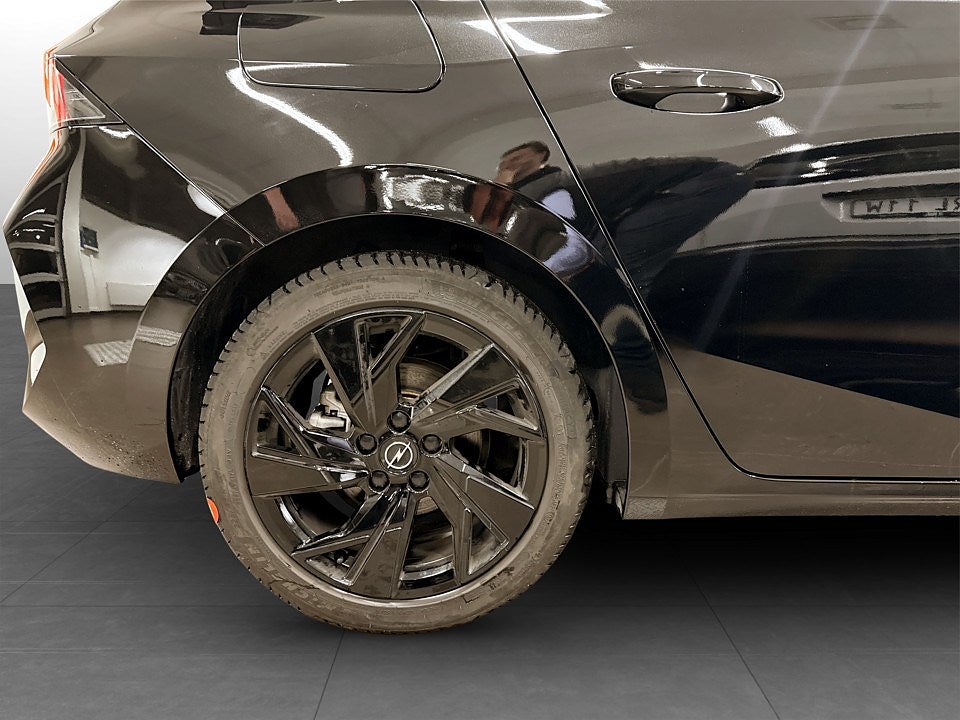 Bild på Opel Astra 5D GS 1.2 Turbo 130hk Aut - B-KAMERA, RATTVÄRME