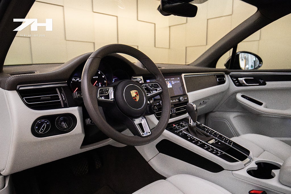 Porsche Macan GTS PDK 380hk / Luftfjäd. / Pano / Sport Chrono / Bose