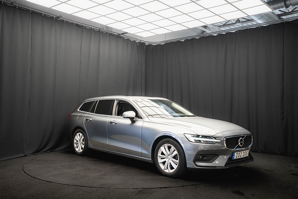Volvo V60 D3 KAMERA DRAG D-VÄRM BLIS KEYLESS CARPLAY