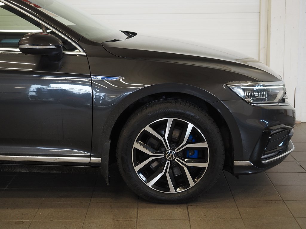 Volkswagen Passat SC GTE 218hk Plug-In |Drag|Cockpit|Matrix| 2021