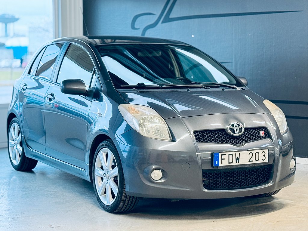 Toyota Yaris TS 1.8 133hk | AC | Lågmil | Keyless