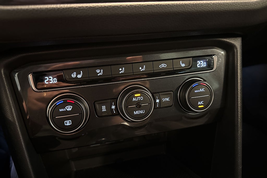 Volkswagen Tiguan 2.0 TDI DPF SCR 4Motion GT Drag Värmare Cockpit  miniatyr 9