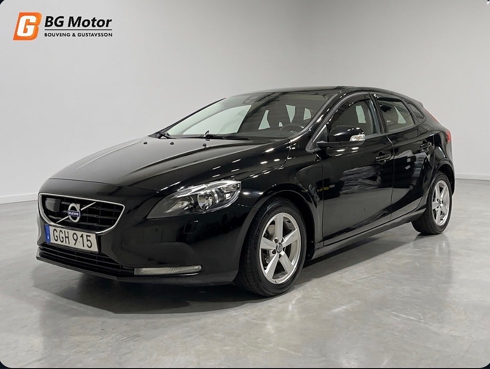 Volvo V40 D2 115HK Your Kinetic Drag/D-värm/Nyservad