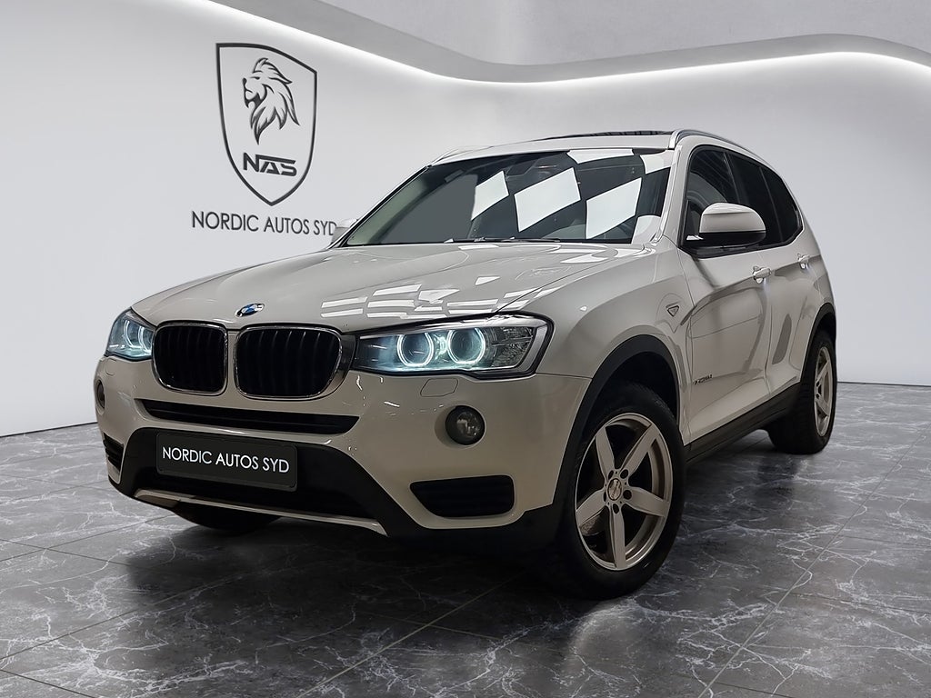 BMW X3 xDrive20d / Panorama / Keyless  