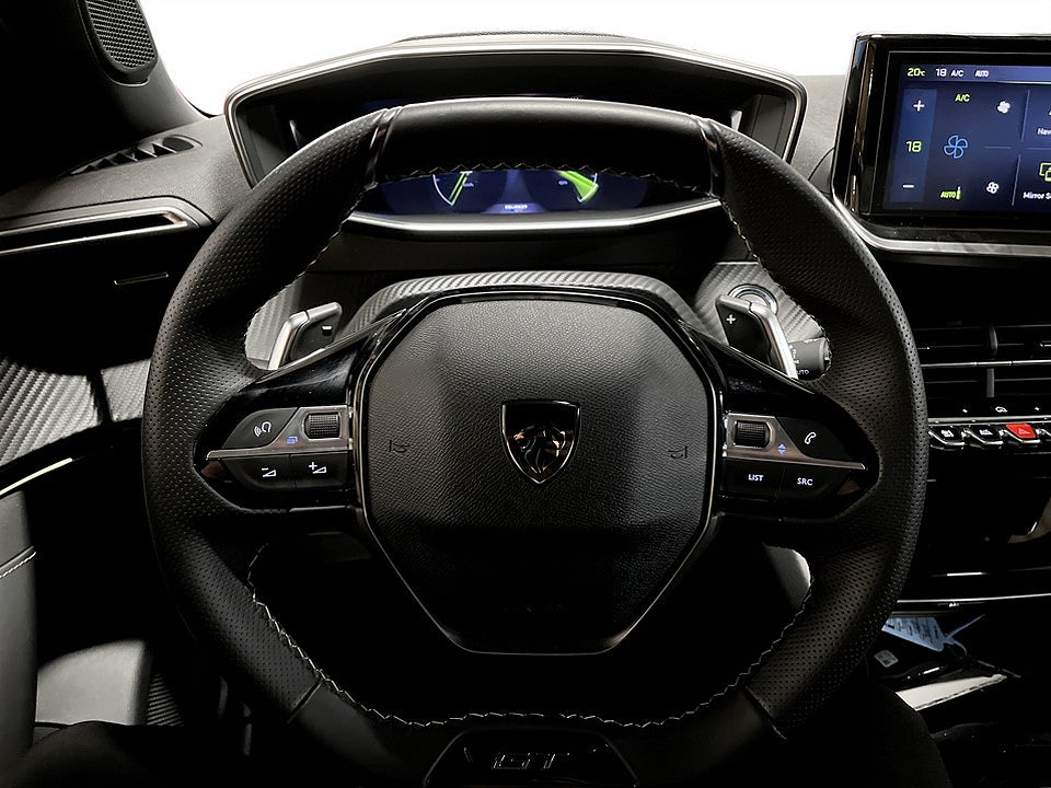 Bild på Peugeot 2008 GT 1.2 PT 130hk Aut B-KAMERA CARPLAY