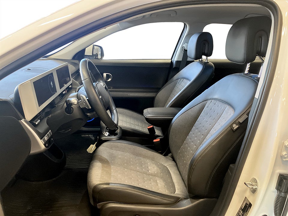 Bild på Hyundai IONIQ 5 Essential 77kWh 228hk Aut B-KAMERA CARPLAY