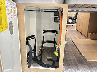 Husbil-halvintegrerad Adria TWIN 600 SP AXESS 8 av 25