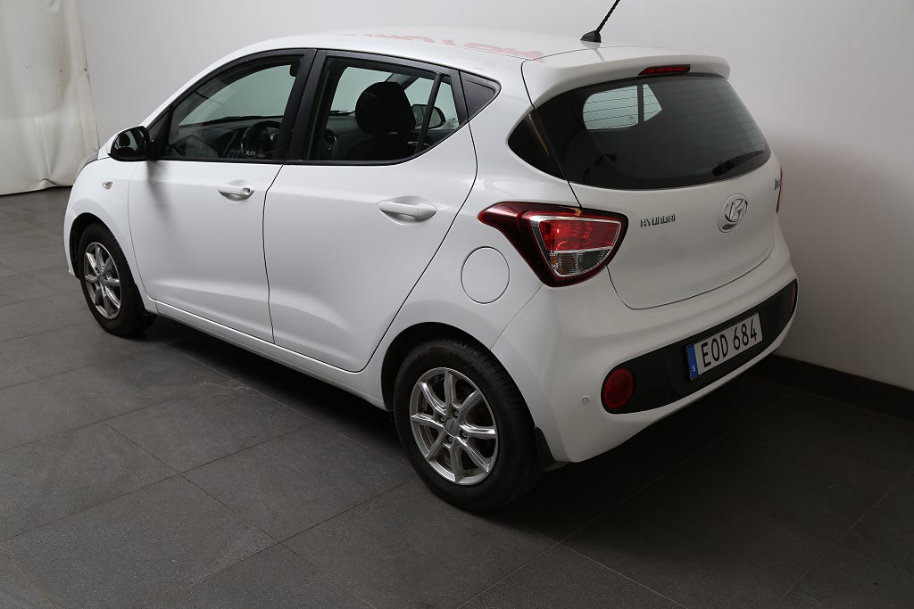 Hyundai i10 1,0 blue 67hk Comfort Automat Extraljus P-sensorer 2018