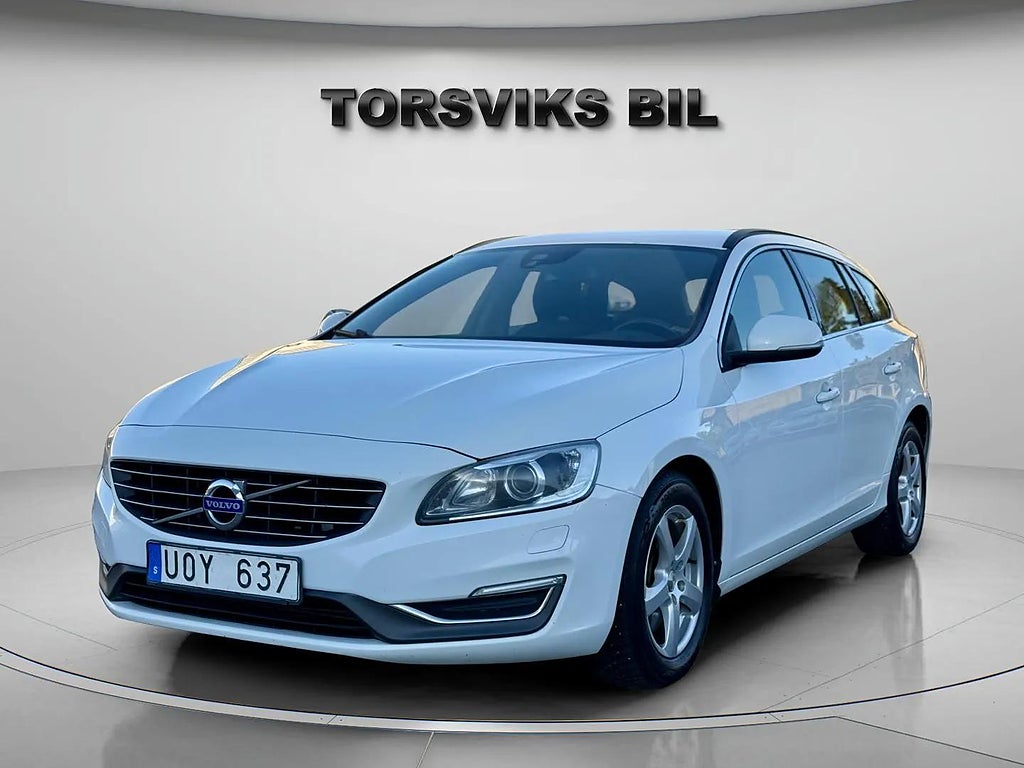 Volvo V60 D4 AWD Geartronic Dragkrok Nyservad V-hjul Värmare Hemleverans