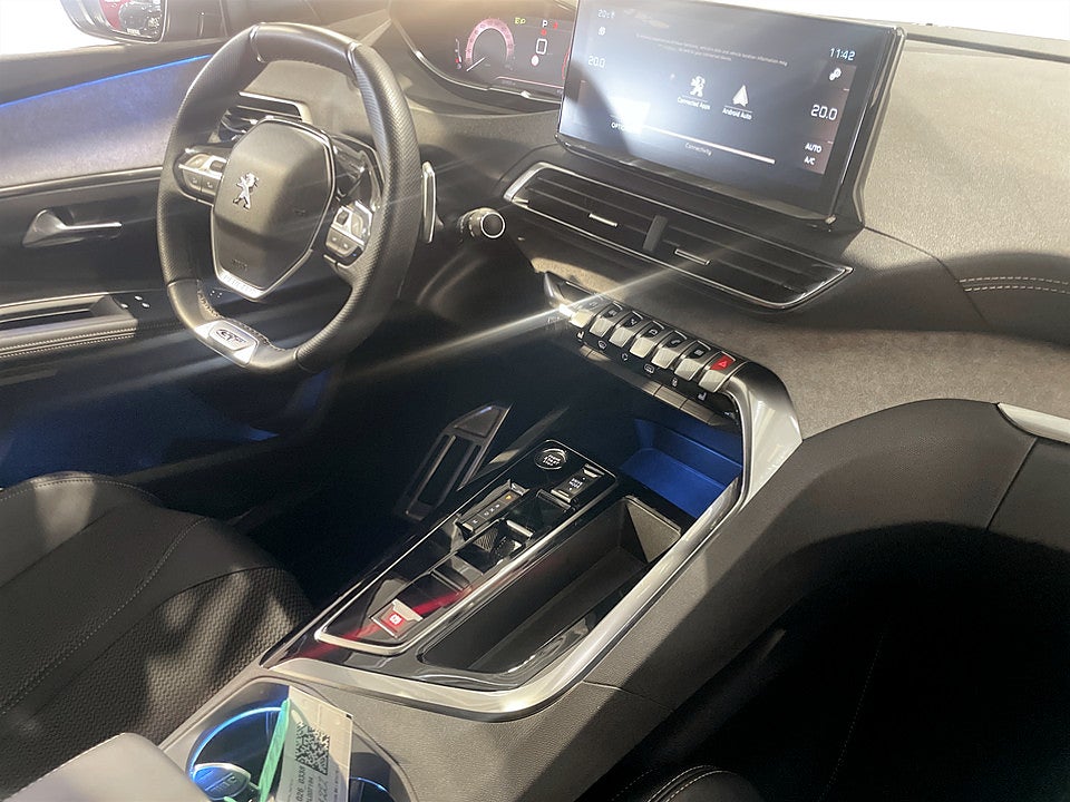 Bild på Peugeot 5008 GT 1.2 PT 130hk Aut 7-SITS B-KAMERA 