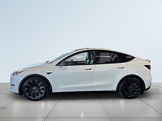 Tesla Model Y Performance S&V/Drag/Pano/Värmepump/Ljusramp/Elstolar – bild 4
