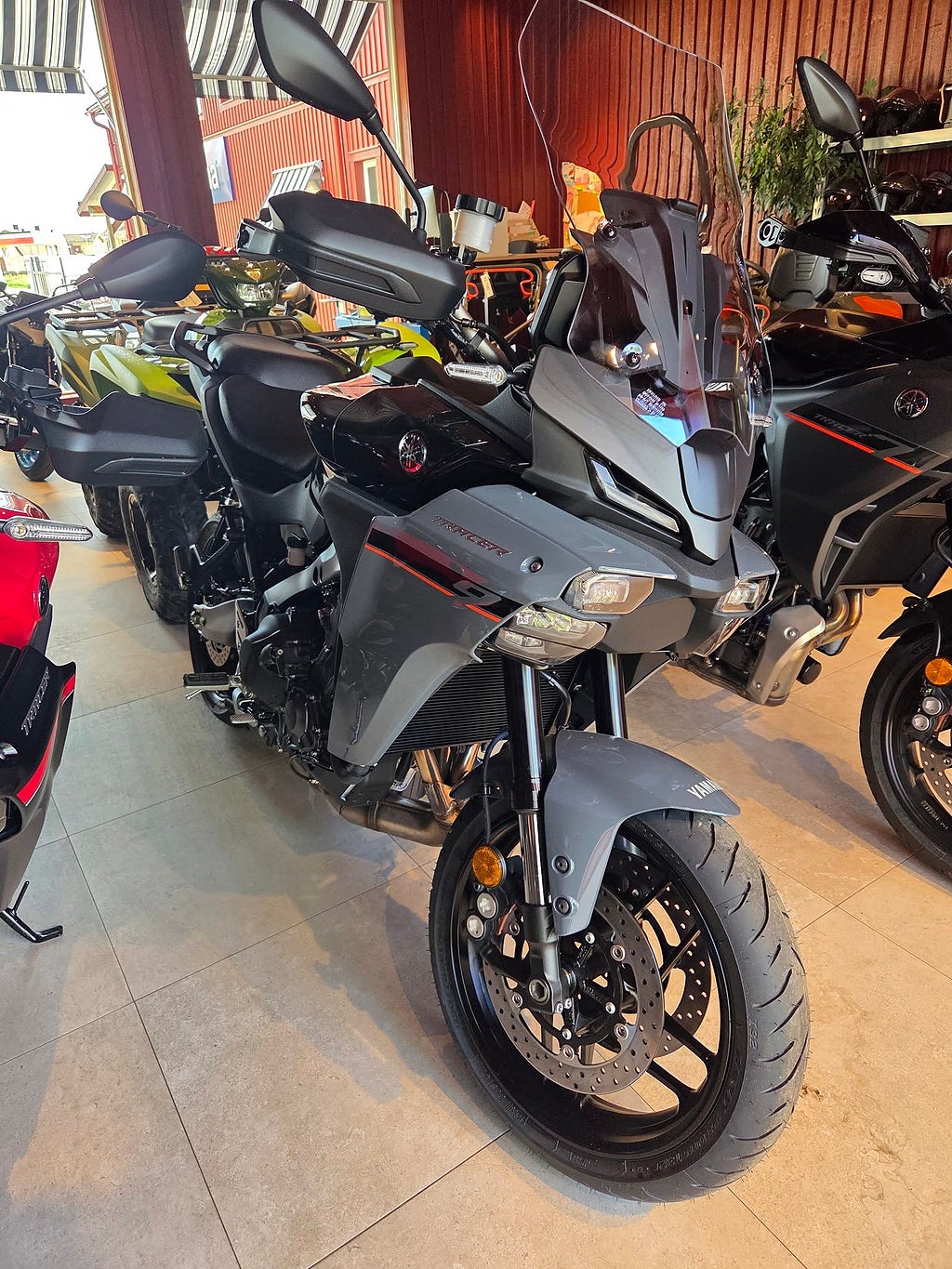 Yamaha Tracer 9 