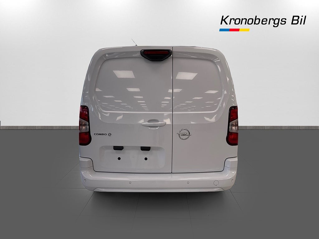Opel Combo Premium L2 136HK 50 kWh/275km räckvidd – bild 5