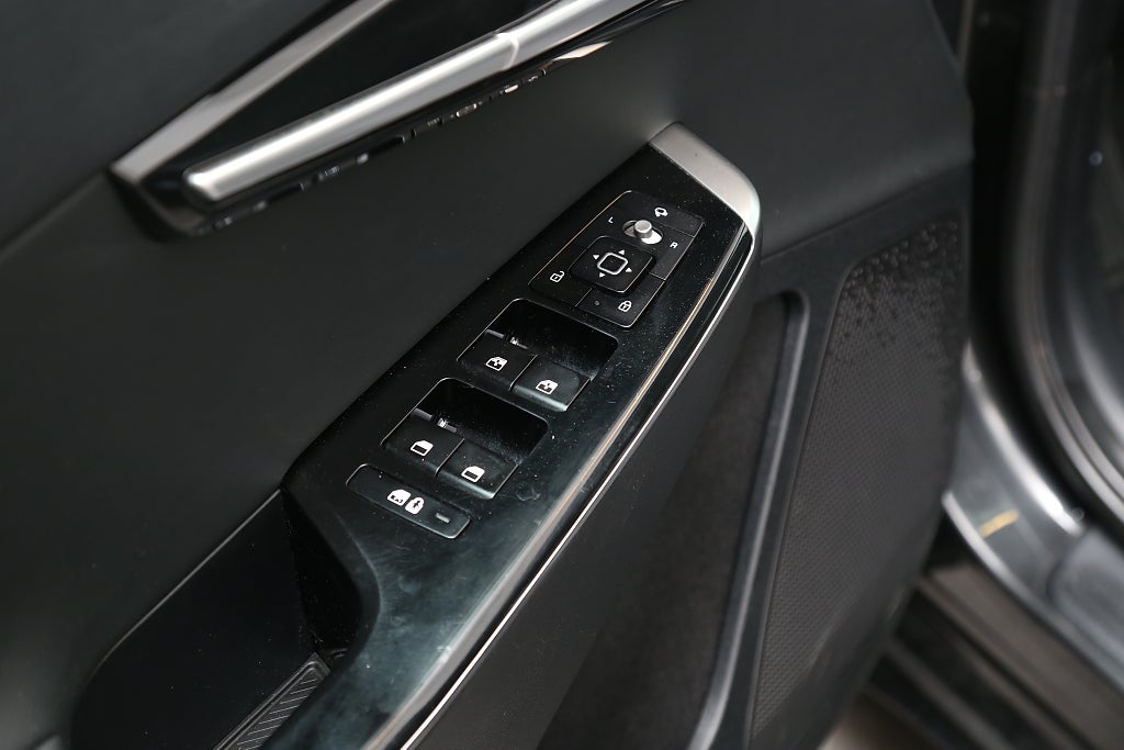 Kia EV6 77.4 kWh PLUS 228hk Läder 360°-kamera Leasbar 2022