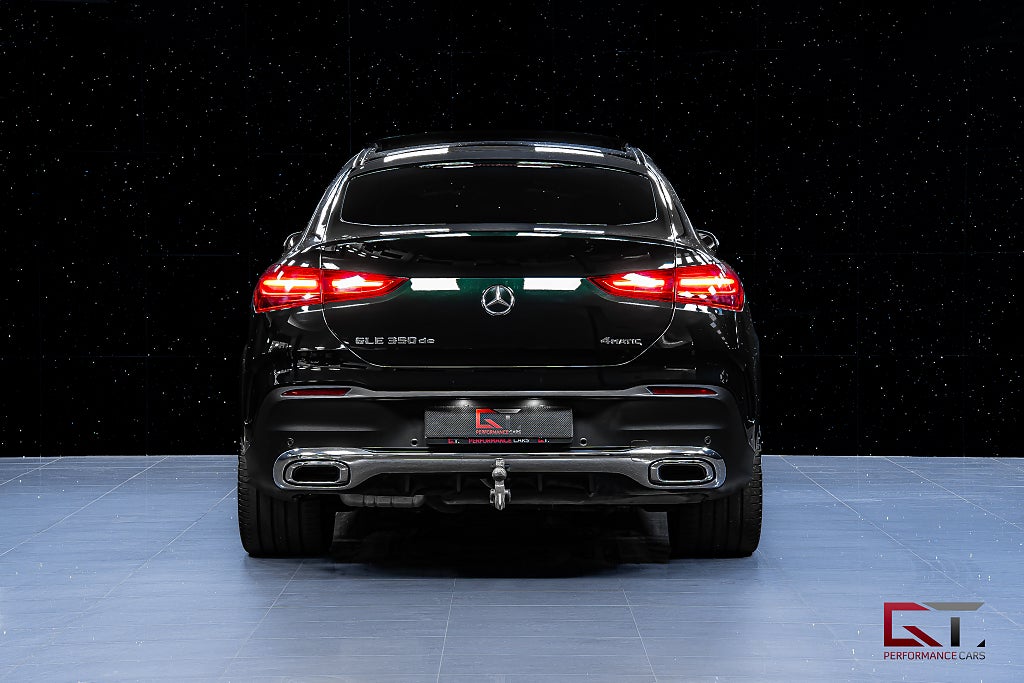Mercedes-Benz GLE 350 de 4MATIC Coupé AMG MOMS Pano 22" Burm Drag HuD ACC