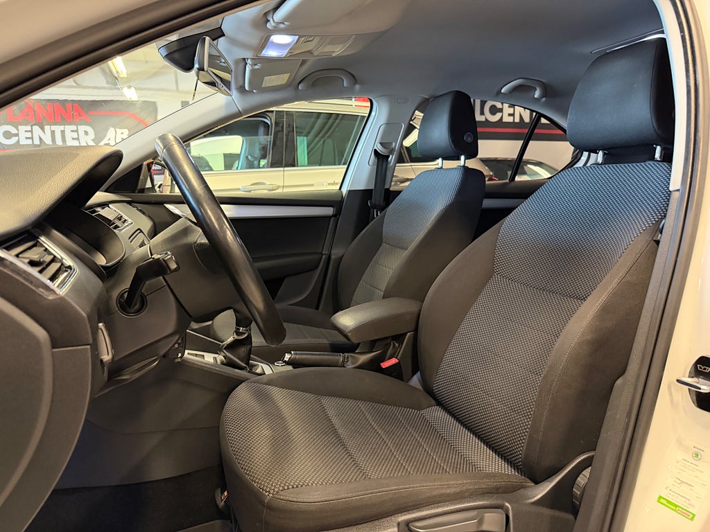 Skoda Octavia 2013 - miniatyr 15