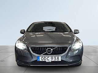Volvo V40 D3 Geartronic Momentum S&V-hjul/Dvärm/Psens/BT – bild 2