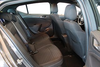Halvkombi Opel Astra 9 av 20
