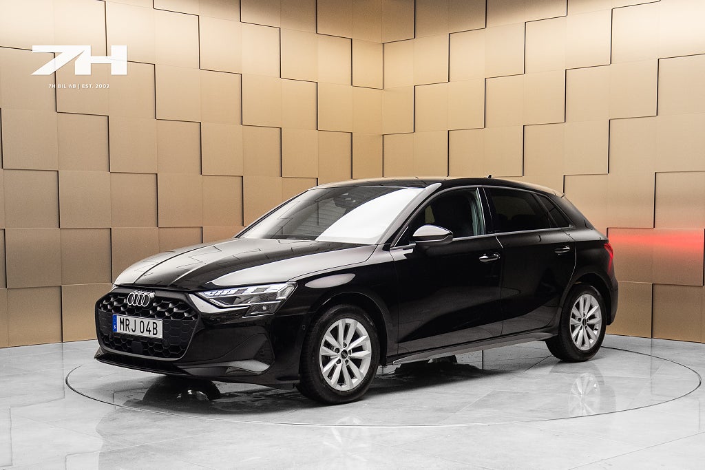 Audi A3 Sportback 35 TFSI Proline Advanced / Kamera / Nyservad