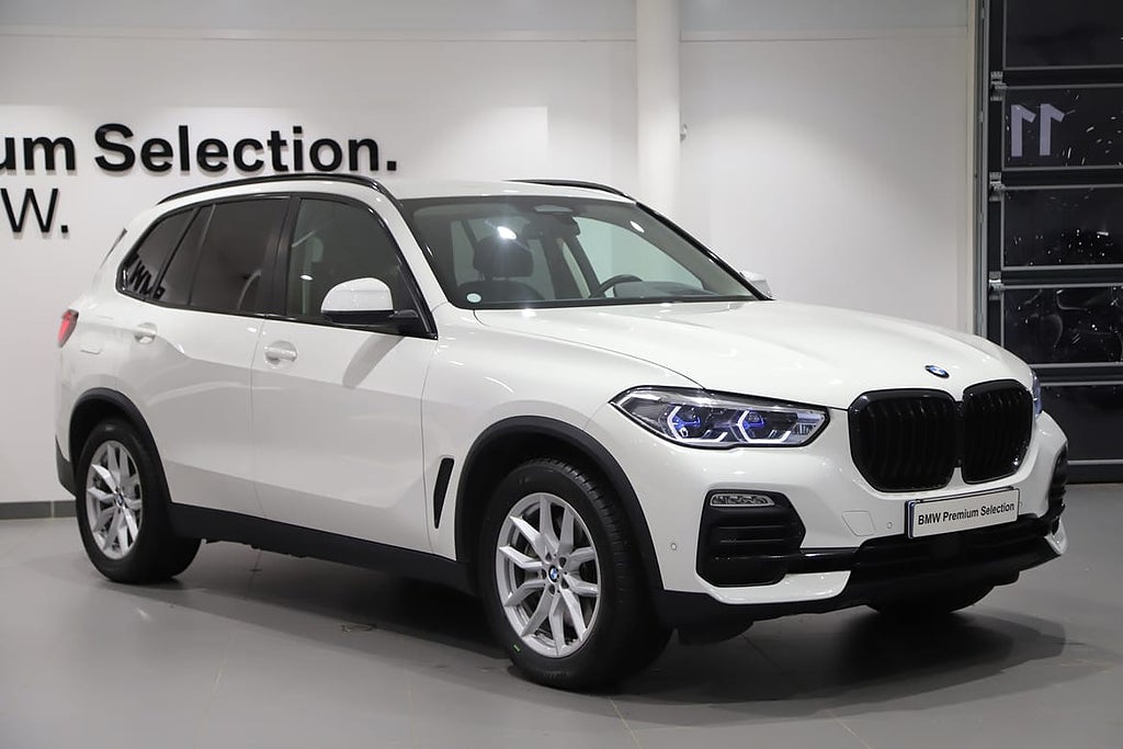 BMW X5 xDrive45e iPerformance Komfortstolar Dragkrok Laserljus - Autowå